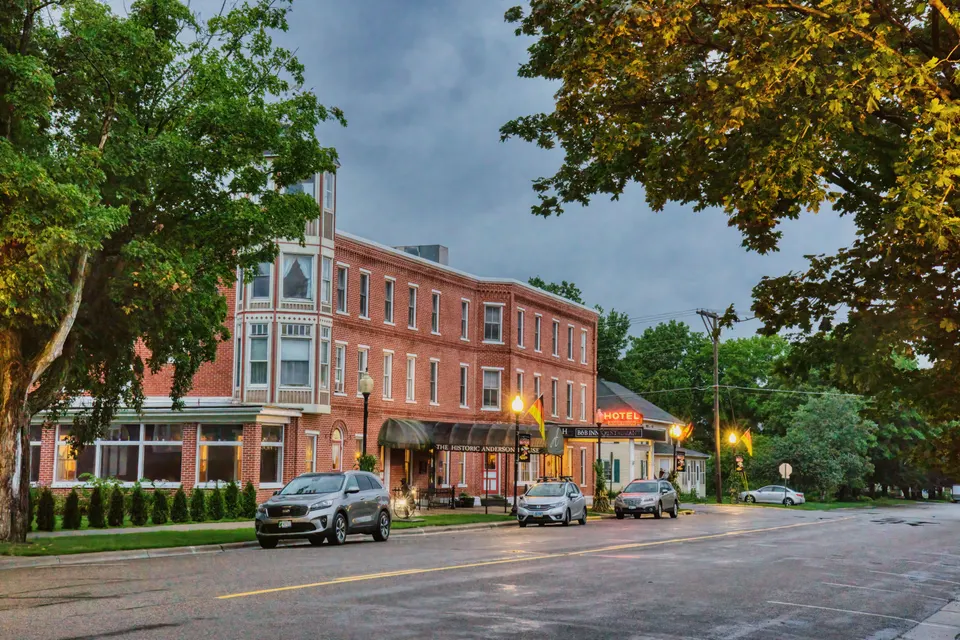 Hanover — roofing contractor
